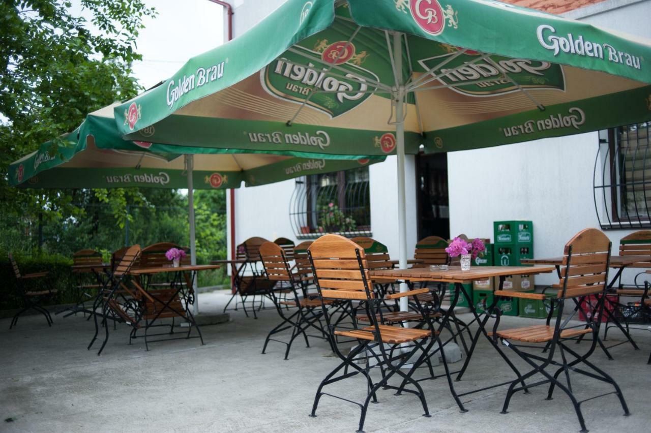 皮特什蒂 弗鲁利卡旅馆酒店 外观 照片